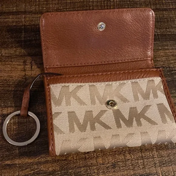 Wallet Michael Kors Est. 1981 - Picture 2 of 8